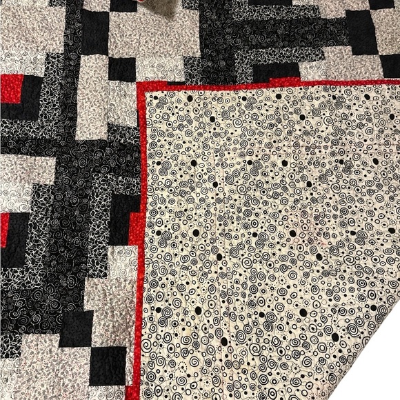 Quilt package includes one-of-kind quilt, bolster, 2 pillows. - Picture 6 of 7